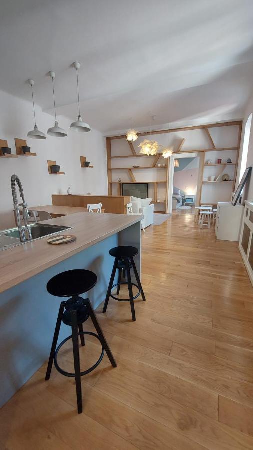 Home S Загреб Екстериор снимка